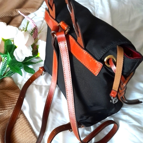 Clearance❤️Dooney & Bourke Backpack 💯 authentic - Picture 3 of 7